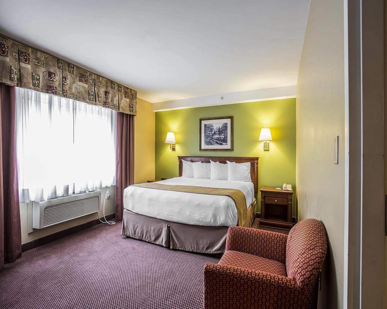 Holiday Inn Express & Suites Halifax - Bedford By Ihg Exterior foto