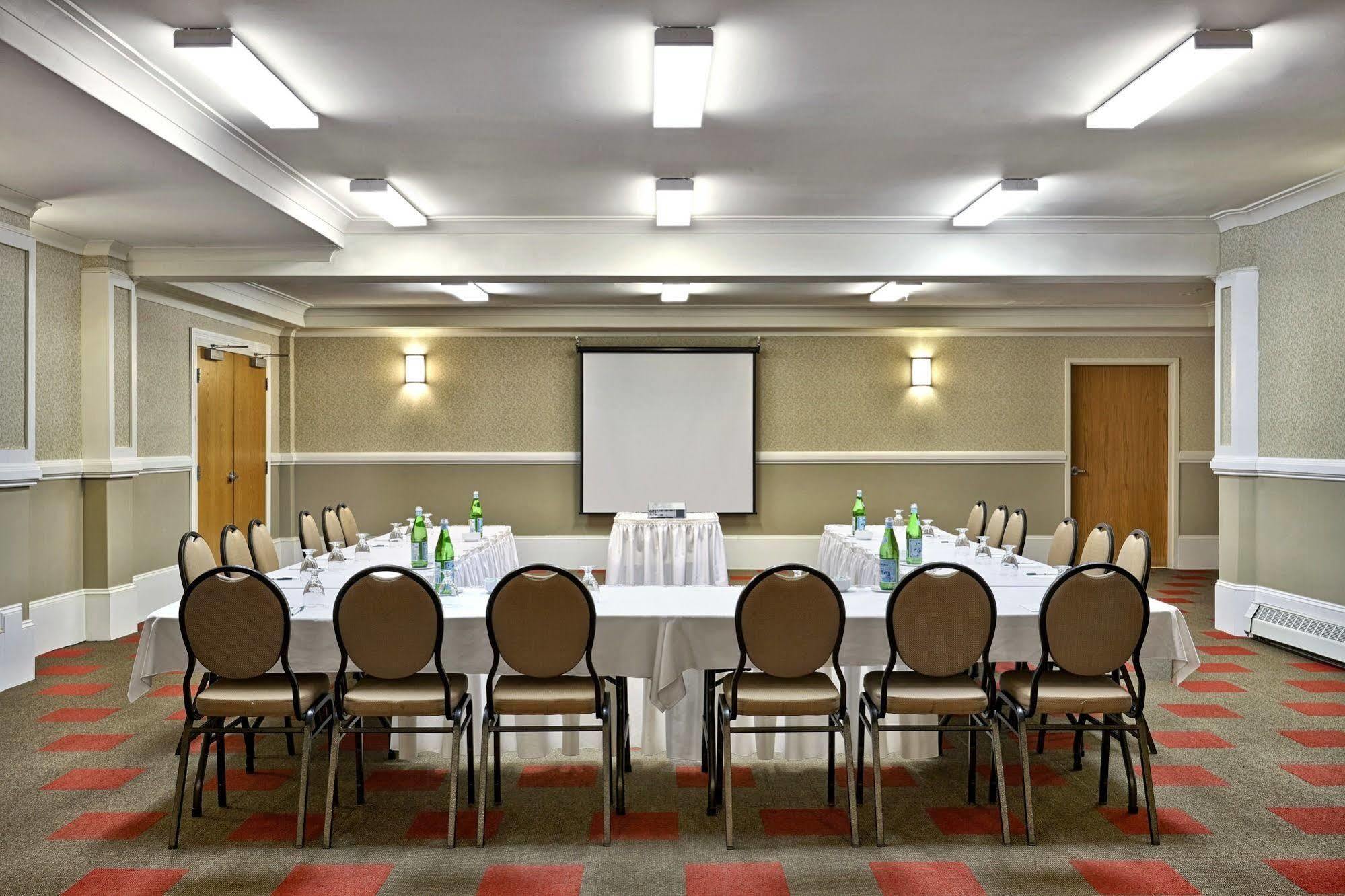 Holiday Inn Express & Suites Halifax - Bedford By Ihg Exterior foto